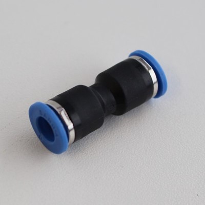 Image de Connecteur droit 6mm pour le tuyau de contre-pression